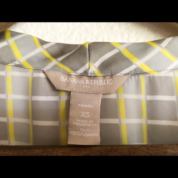 3/$20 - Banana Republic Factory Sleeveless W/ Tie - Picture 4 of 4